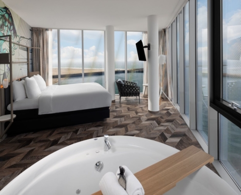 Inntel Hotels Den Haag Marina Beach - Wellness Sea View kamer - hotelkamer met bubbelbad